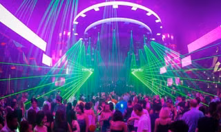 Quán bar, vũ trường, karaoke ở TPHCM được mở cửa trở lại