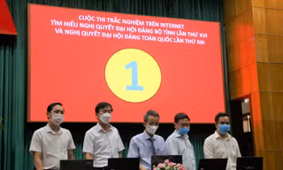 Ban tổ chức bấm nút chính thức phát động cuộc thi 