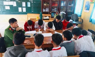 Làm rõ 13 học sinh có hành vi tàng trữ, tự chế pháo nổ