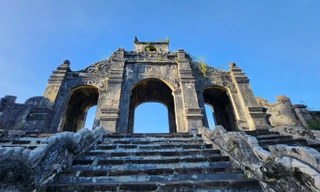 Nhìn gần di tích Văn Miếu Huế trước thời điểm tôn tạo, phục hồi