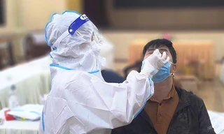 TP Huế triển khai test nhanh cho người dân trong tuần lễ cao điểm tổng tầm soát COVID-19 