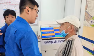 Thanh niên tình nguyện góp phần giúp bộ máy hành chính mới hoạt động thông suốt, hiệu quả