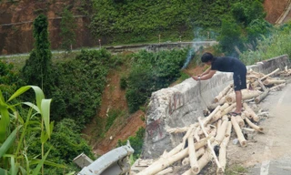 Đoạn 'cua tử thần' - nơi vừa xảy ra vụ tai nạn thảm khốc ở Thừa Thiên - Huế