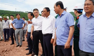 Hoàn thành dự án Cam Lộ - La Sơn trước ngày 30/10