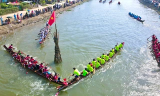 Tưng bừng hội đua trải hấp dẫn bậc nhất xứ Huế