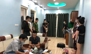 Phát hiện quả tang nhóm nam nữ thanh niên tụ tập tại căn hộ chung cư để "phê" ma túy.