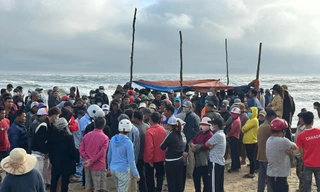 Tìm thấy thi thể người câu cá sau 3 ngày mất tích trên biển 