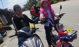 Bắt giữ kẻ cướp điện thoại của nữ sinh khi đi xem múa lân