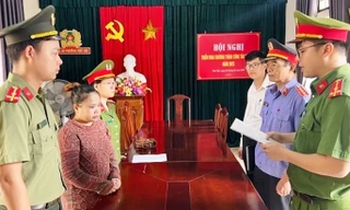 Người phụ nữ 40 tuổi mạo nhận người yêu của ca sĩ nổi tiếng để lừa đảo 