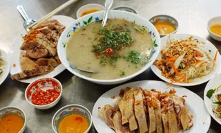 Có gì đặc biệt trong mâm cỗ Tết Đoan Ngọ của người dân Huế?