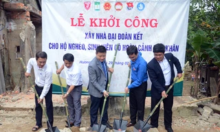 Tuổi trẻ Đại học Huế xây nhà nhân ái tặng gia đình sinh viên khó khăn