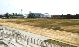 Trung tâm Văn hóa Thể thao Thuận An (TT-Huế) chưa được nghiệm thu, bàn giao, đưa vào sử dụng sau 8 năm ì ạch xây dựng.