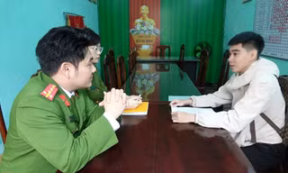 Tài khoản bất ngờ tăng thêm 219 triệu, thanh niên trình báo công an nhờ xử lý