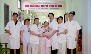 Phẫu thuật ‘giữ chân’ cho bệnh nhân bị tiêu xương bằng kỹ thuật chưa từng có ở Huế