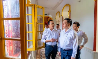 Trưởng Ban Tuyên giáo Trung ương làm việc với lãnh đạo tỉnh TT-Huế