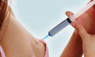 Tự tiêm chất nâng ngực, một phụ nữ tại Huế nhập viện