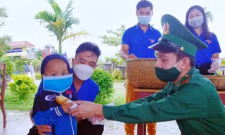 Tuổi trẻ Biên phòng TT-Huế tham gia 1.240 ngày công, làm mới và tu sửa hơn 50 km đường, kênh mương