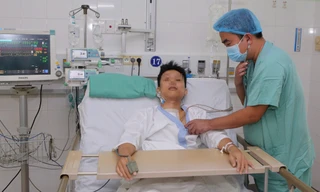 Trái tim hiến 'xuyên Việt' hơn 600km từ Hà Nội vào Huế cứu thanh niên 23 tuổi 