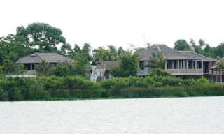 Loạt công trình không phép nằm trên trục cảnh quan ven sông Hương ở khu vực hạ nguồn