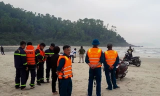 Đánh cá ngày cận Tết, ngư dân mất tích do lật thuyền