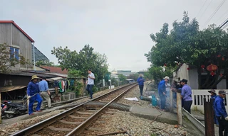 Đóng đường ngang tại nút giao 'tử thần' ở Huế