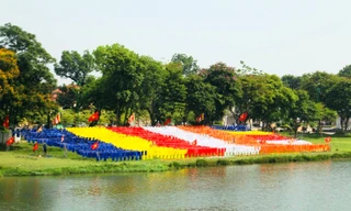 Những sắc màu an hòa mùa Phật đản xứ Huế