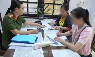 Nhiều người dân ở Huế trình báo bị công an 'dỏm’ doạ dẫm, lừa đảo