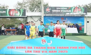 Khai mạc giải bóng đá thanh niên thành phố Huế lần thứ VII