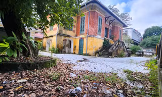 Mời 'thần đèn' dời biệt thự Pháp cổ tại Huế: Hơn 1 năm vẫn ‘án binh bất động’