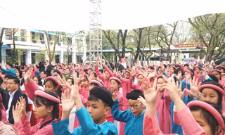 Phát động cuộc thi 'Bác Hồ với thiếu nhi - Thiếu nhi với Bác Hồ'