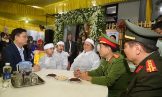 Truy tặng bằng khen cho Trung tá công an hy sinh khi làm nhiệm vụ