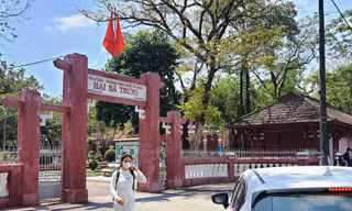 ‘Quên’ chi trả chế độ dạy học sinh khuyết tật: Hiệu trưởng tại Huế nhận sai