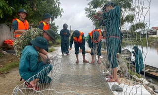 Thừa Thiên-Huế: Quân đội triển khai lực lượng ứng phó bão số 4