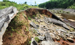 Cận cảnh hồ đập thủy lợi xứ Huế 'mong manh' trước mùa mưa lũ