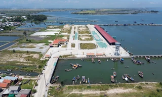 Cảng cá hơn 200 tỷ vừa bàn giao đã phải khắc phục khẩn cấp