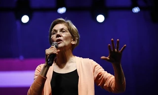 Thượng nghị sĩ Elizabeth Warren tuyên bố ngừng tham gia cuộc bầu cử Tổng thống