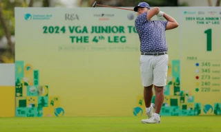 Nguyễn Đức Sơn tạm dẫn đầu sau vòng 1