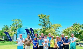 Đội golf và bowling Hà Nội đồng hành với báo Tiền Phong lan toả nghĩa cử cao đẹp