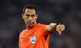 Trọng tài Facundo Tello 