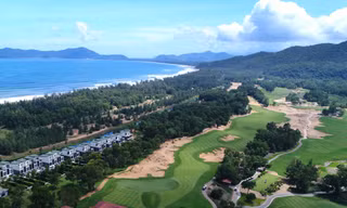 Sân Laguna Golf Lăng Cô