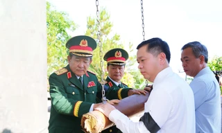 Quảng Trị truy điệu, an táng 12 hài cốt liệt sĩ hy sinh tại nước bạn Lào