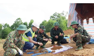 Tiếp tục tìm thấy hài cốt liệt sĩ cùng nhiều di vật ở Xa Re