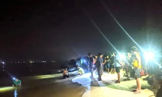 Tắm biển nhưng không biết bơi, 2 học sinh ở Quảng Trị chết đuối