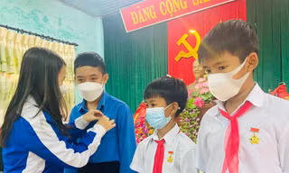  3 học sinh dũng cảm, nhanh trí cứu bạn bị đuối nước