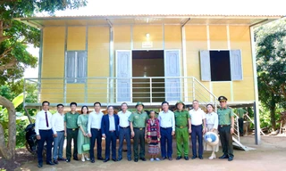 Quảng Trị cán đích sớm trong xóa nhà tạm, nhà dột nát