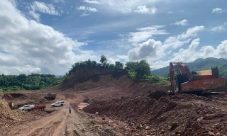 Một doanh nghiệp bị phạt gần 500 triệu đồng vì khai thác đất trái phép