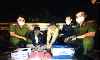 Bắt quả tang vụ vận chuyển 30.000 viên hồng phiến 