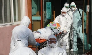 'Bệnh nhân 31' ở Hàn Quốc lây nhiễm Covid-19 cho nhiều người thế nào?