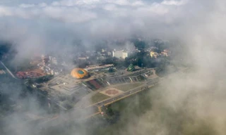 Ngắm phố núi Đà Lạt đẹp hút hồn trong sương giăng huyền ảo