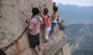 Đoạn đường trekking nguy hiểm nhất thế giới